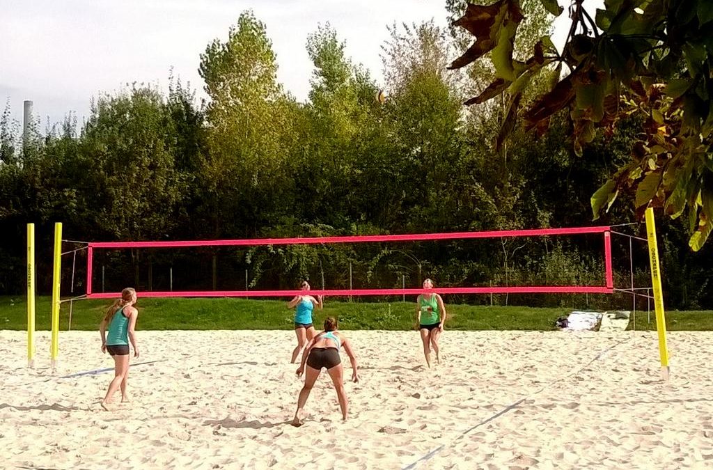 1. Beachvolleyball-Turnier für Hobby-Volleyballer